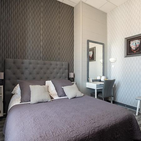 Hotel De Charme Le Provence Салон-де-Прованс Экстерьер фото
