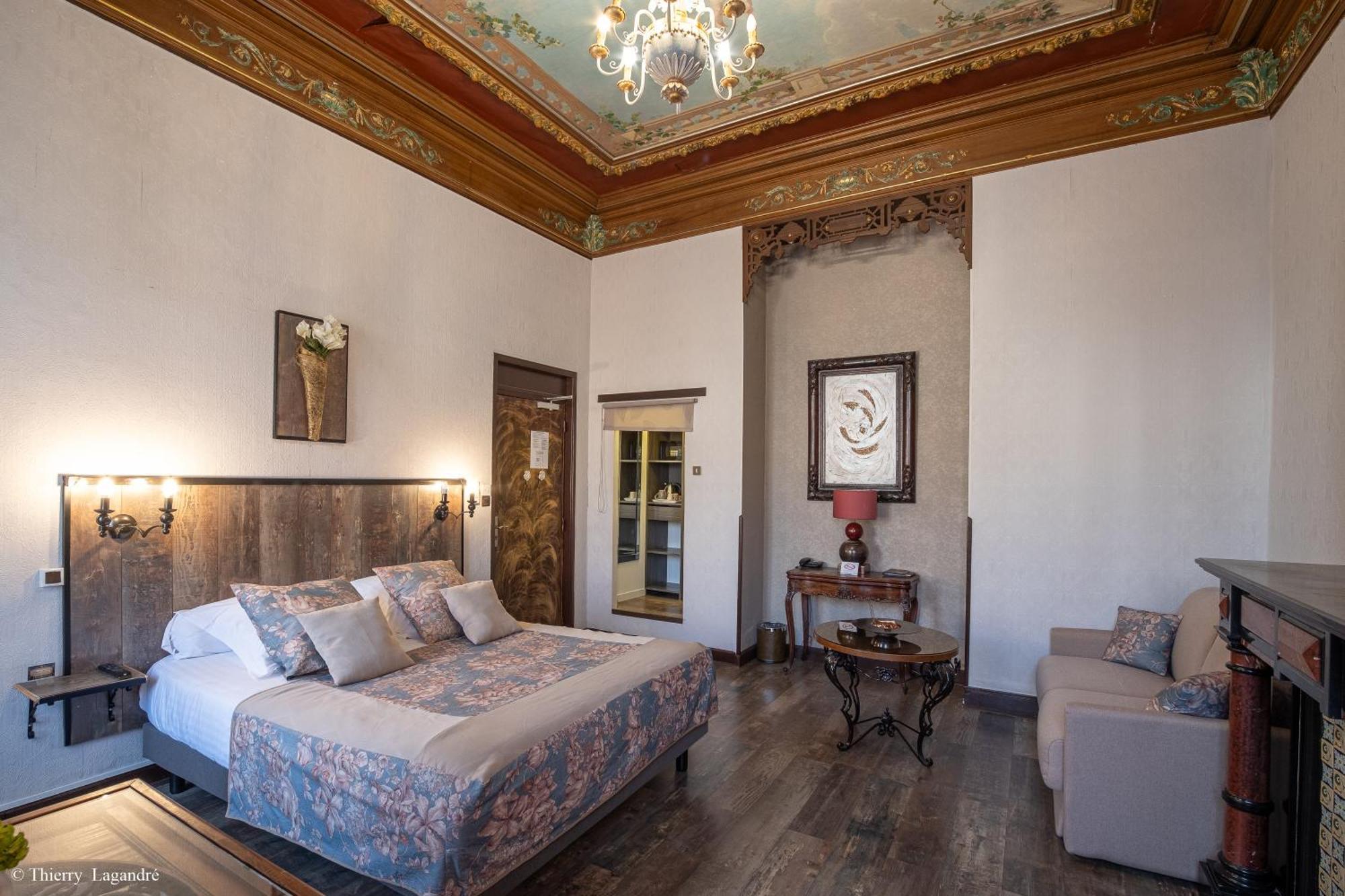 Hotel De Charme Le Provence Салон-де-Прованс Экстерьер фото